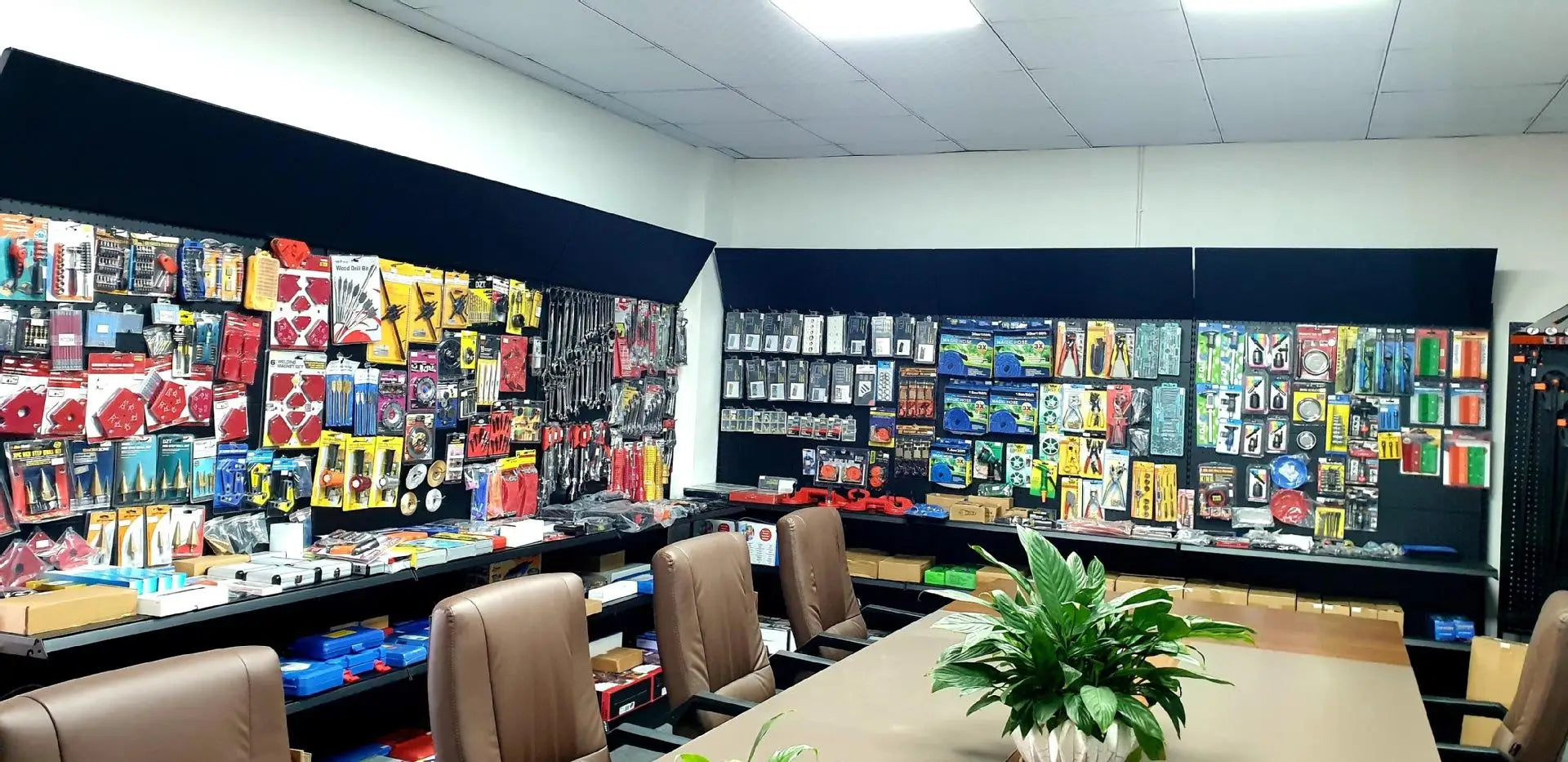 Affûteur de couteaux portable miniature pour le camping d'urgence, pierre à aiguiser EDC (Everyday Carry), pierre à aiguiser en carbure de tungstène de poche