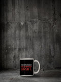 Mug Ma voiture boit posé sur sol béton