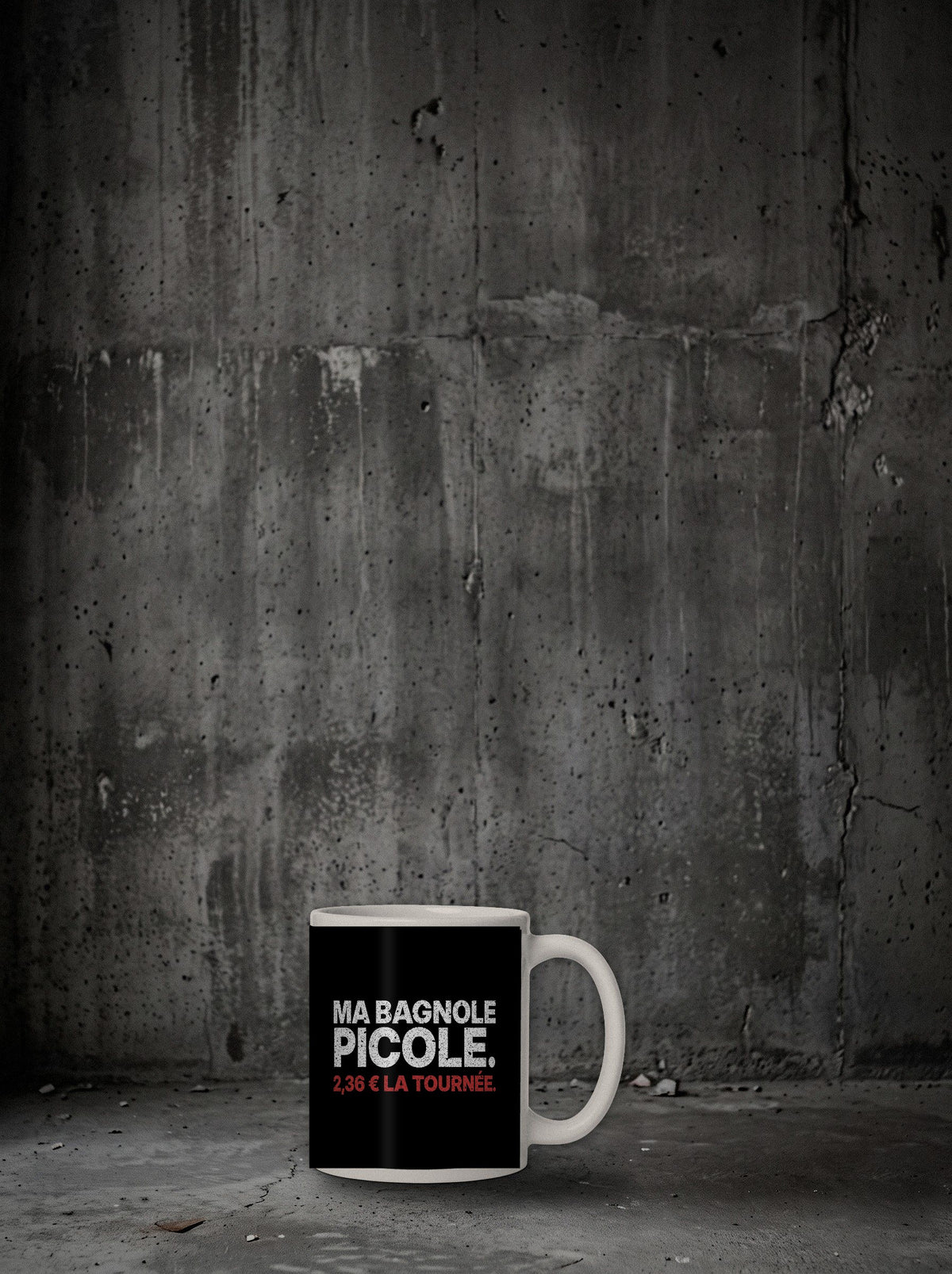 Mug Ma bagnole picole posé sur sol béton
