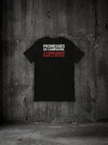 T-shirt À consommer avant le 1er tour SURVIVORRR, vue dos sur mur béton