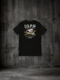 T-shirt I.G.P.N SURVIVORRR, vue dos sur mur béton