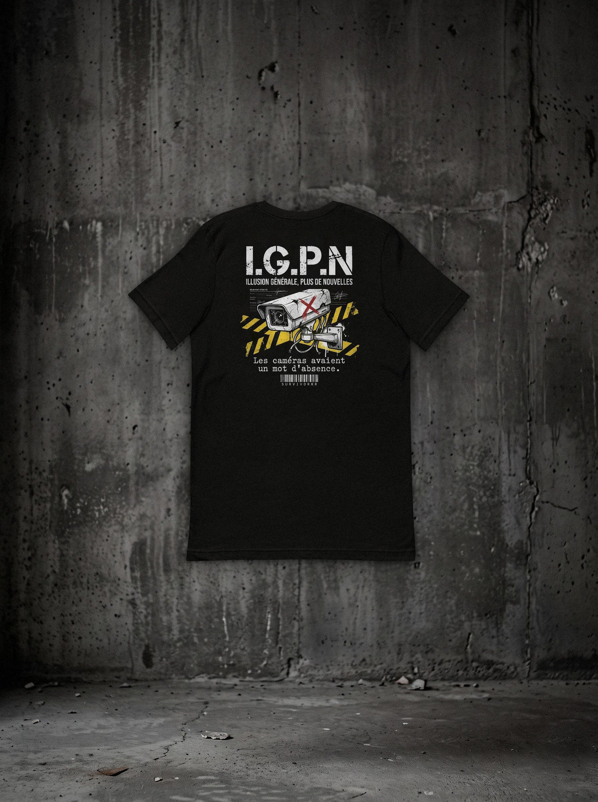 T-shirt I.G.P.N SURVIVORRR, vue dos sur mur béton