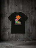T-shirt La planète a 40 de fièvre noir, dos, sur mur béton