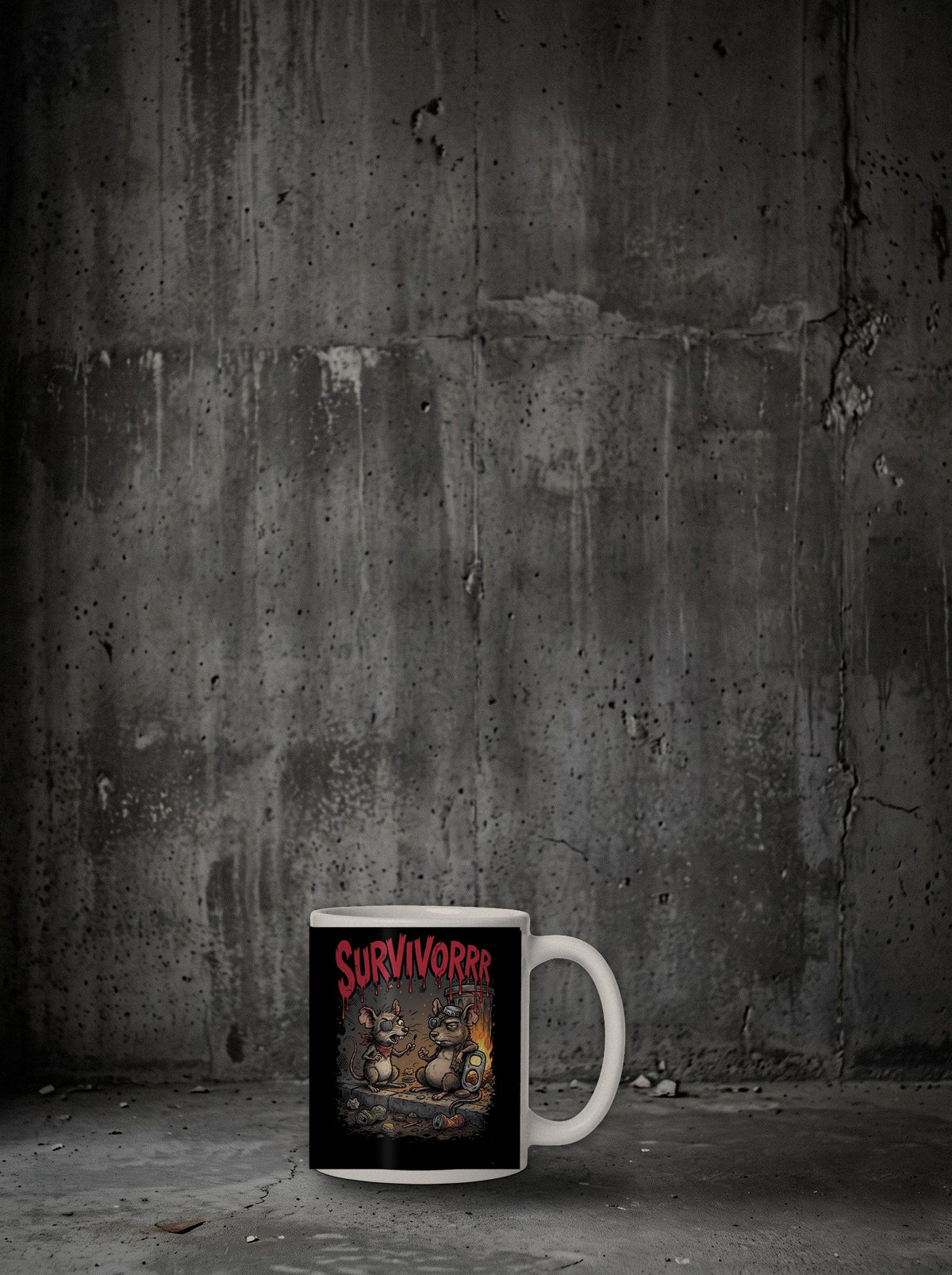 Mug Rats SURVIVORRR posé sur sol béton